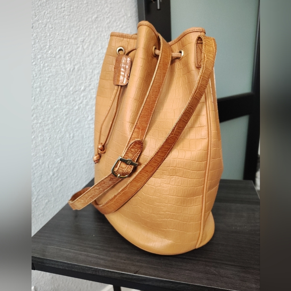 Fendi Tan Croc-Embossed Shoulder Bag - Picture 8 of 16
